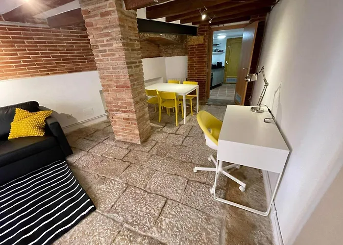 Daire Duplex Historico En Part Alta *